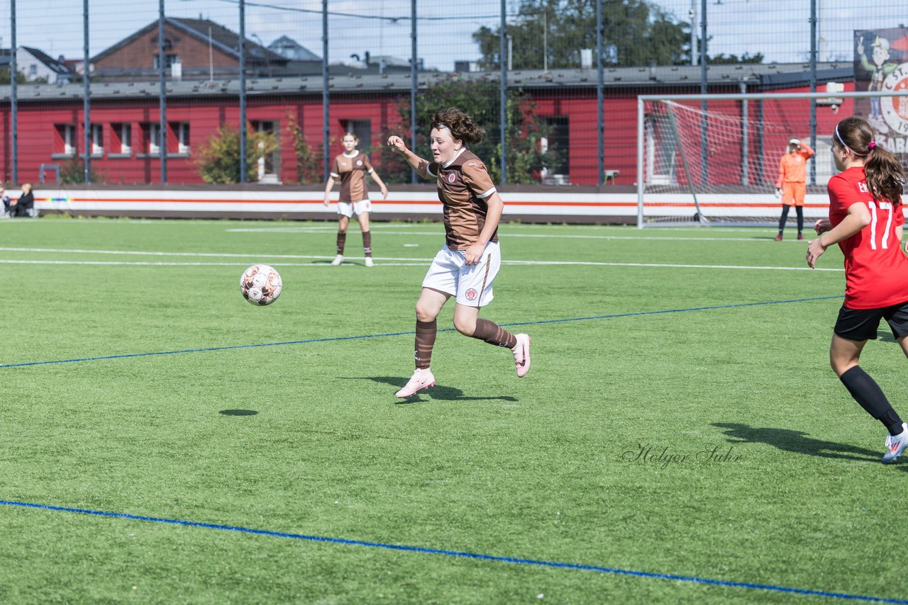 Bild 365 - wBJ FC St. Pauli - Eimsbuetteler TV : Ergebnis: 3:4